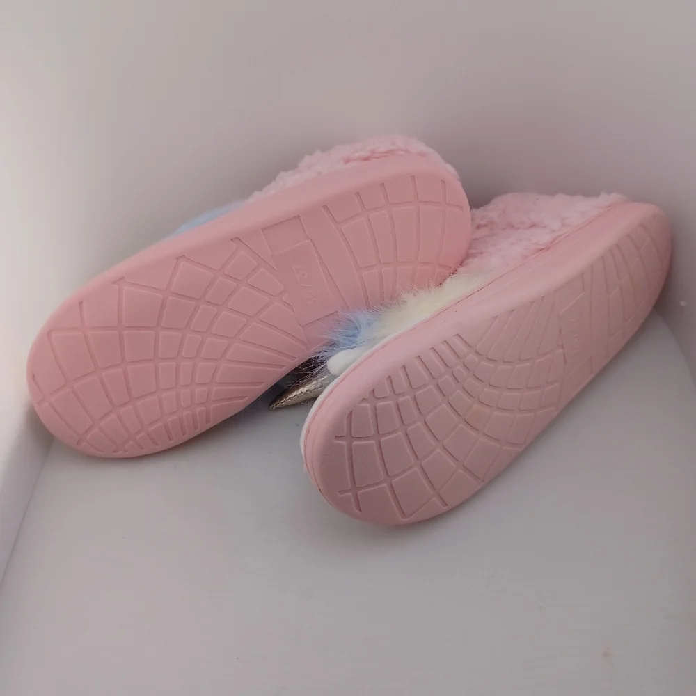 🦄Plushie Unicorn girls slippers Big girl 4-5 US NEW